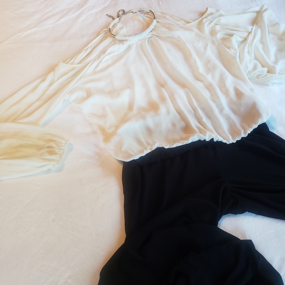 Cache Jumpsuit - Picture 11 of 16